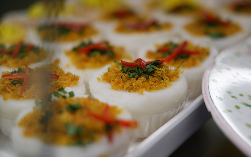 Kue Kerajaan Bugis dan Penganan Populer Makassar, Ada di ...