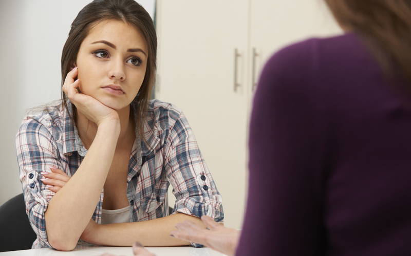 4 Kiat Menyampaikan Kabar Buruk Pada Karyawan