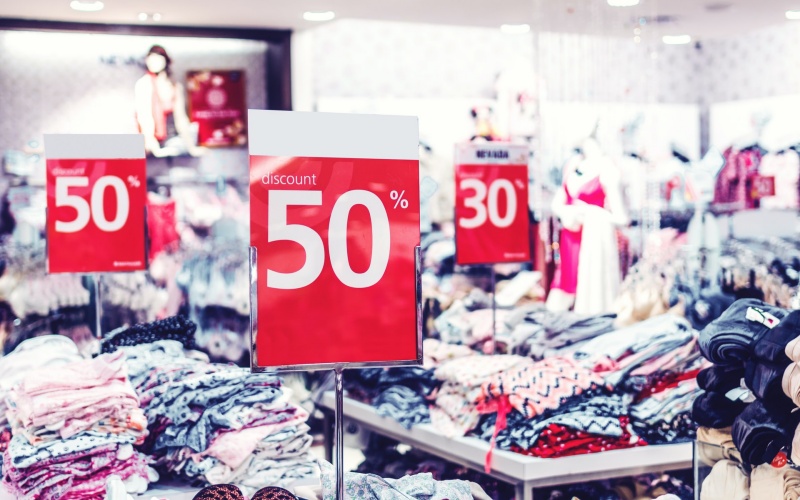 Keberhasilan Program Vaksinasi COVID-19 Tingkatkan Optimismis Konsumen