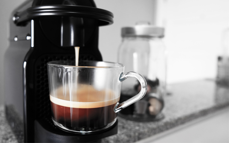 Tren Mesin Kopi Masuk ke Rumah, Replikasi Ngopi ala Kafe