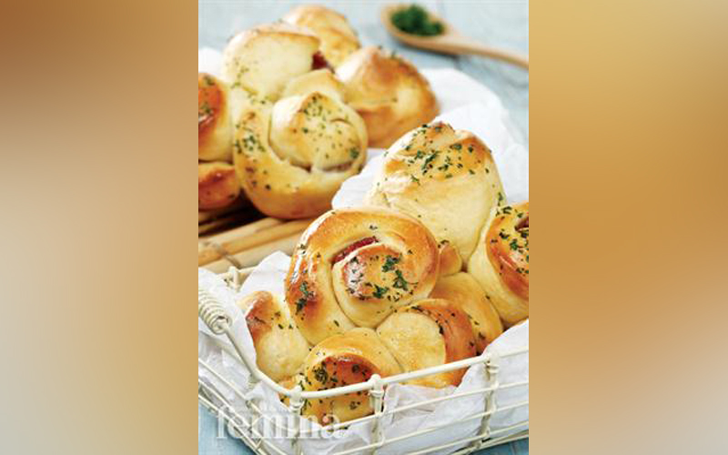 Smoked Beef Roll Bread