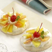 Pavlova Buah Segar